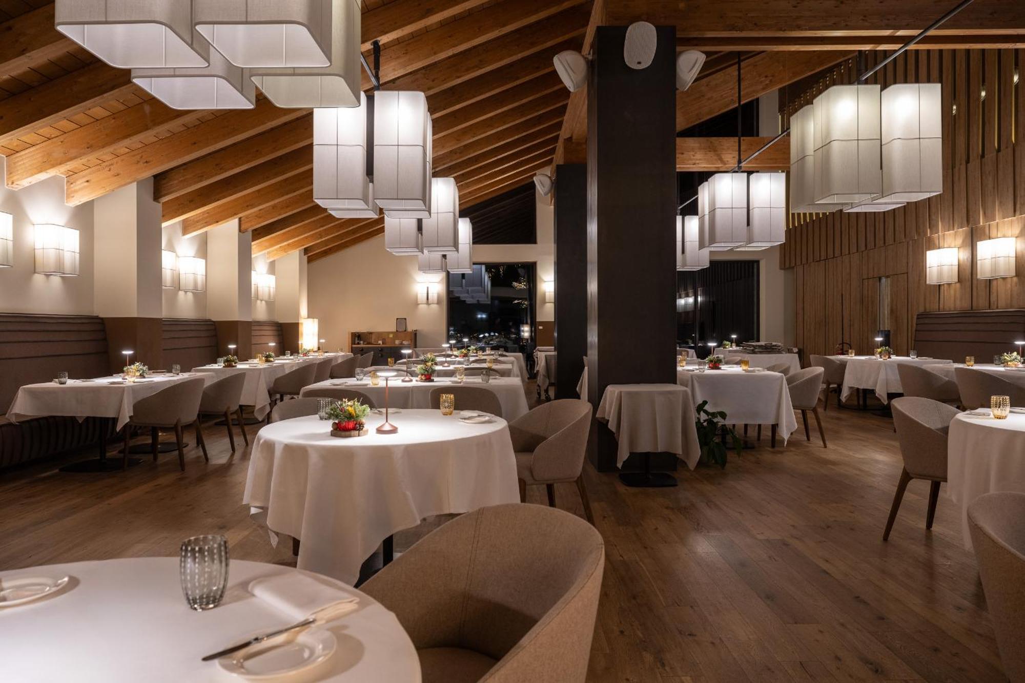 Grand Hotel Courmayeur Mont Blanc, By R Collection Hotels المظهر الخارجي الصورة