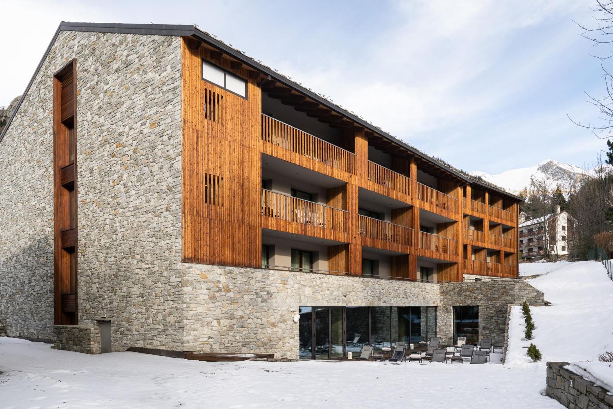 Grand Hotel Courmayeur Mont Blanc, By R Collection Hotels المظهر الخارجي الصورة
