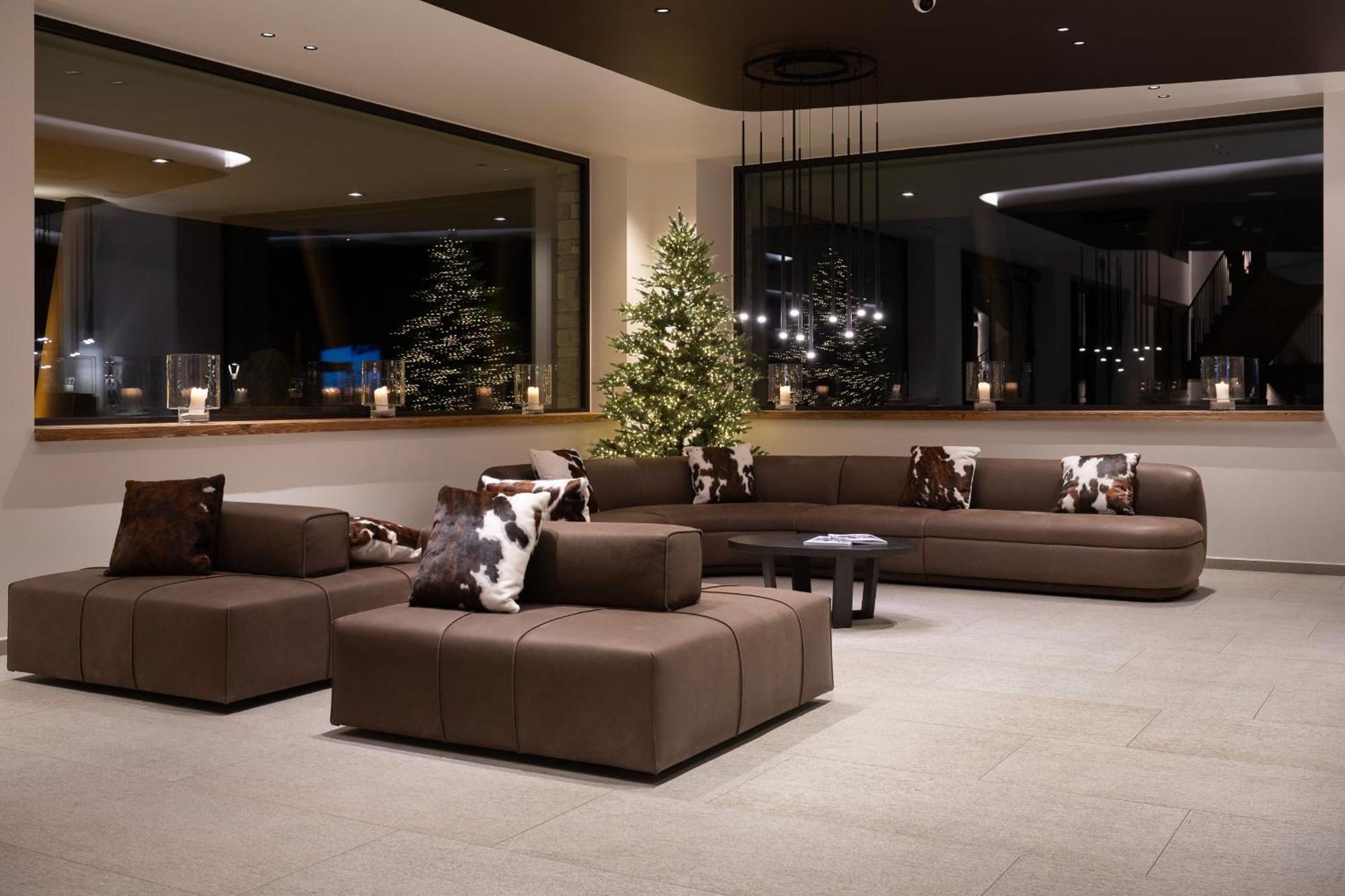 Grand Hotel Courmayeur Mont Blanc, By R Collection Hotels المظهر الخارجي الصورة