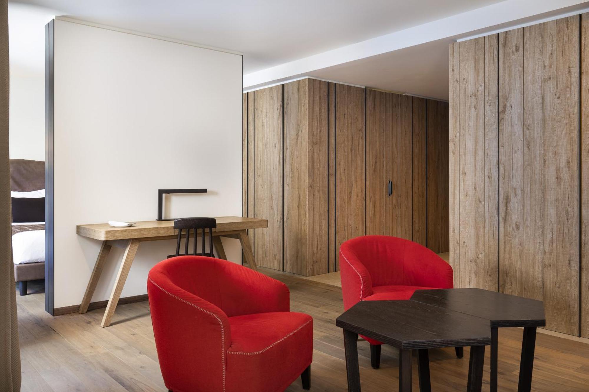 Grand Hotel Courmayeur Mont Blanc, By R Collection Hotels الغرفة الصورة